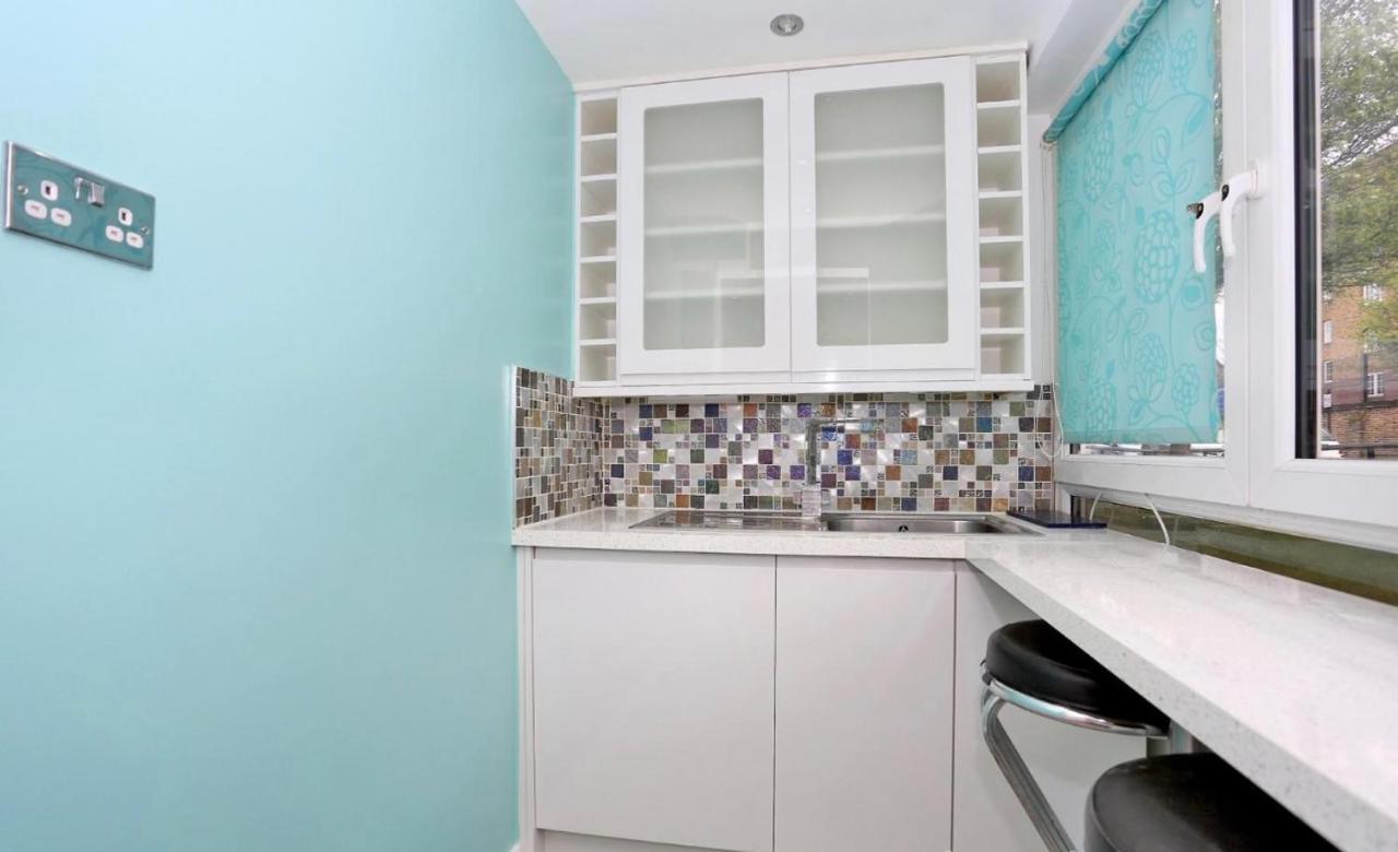 Luxury Double Blue Room Лондон Экстерьер фото